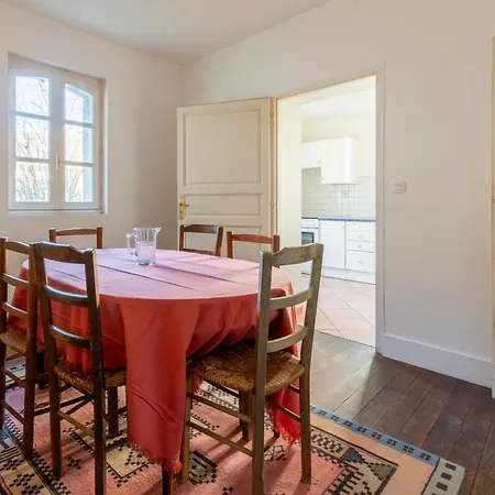 La Maison Verges بيت للعطل *